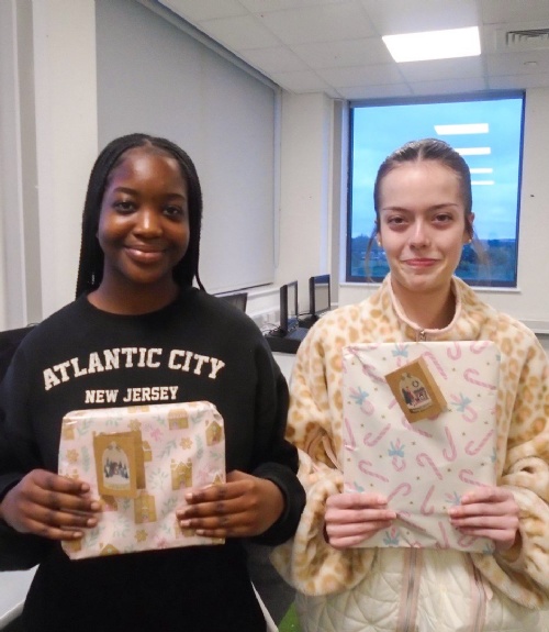 Students Spread Holiday Cheer with Gift Donations