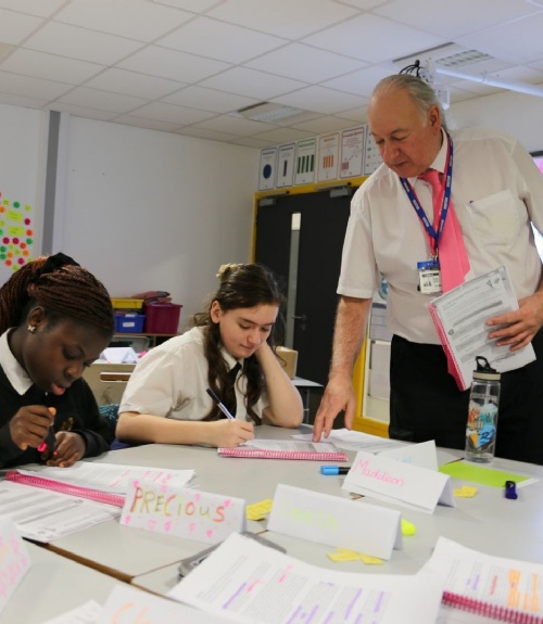 PET-Xi Workshops Support Year 11 Success